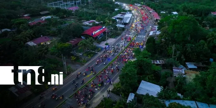 Miles de motociclistas recorren la ruta histórica del Repliegue Táctico a Masaya