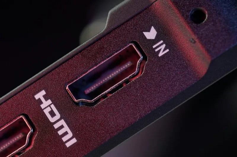 Si tienes un puerto HDMI en tu TV, tienes un tesoro secreto: así puedes activar sus dos funciones más útiles