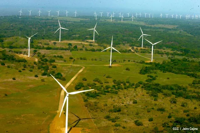 Proyectan inversión de U$503 millones en energía limpia para garantizar estabilidad ante emergencias