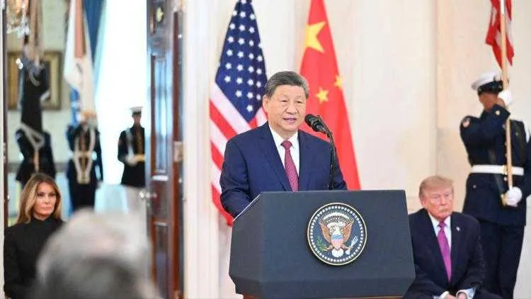 El presidente de China, Xi Jinping, pronuncia un discurso en la ceremonia de bienvenida
