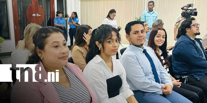 MIPYMES y emprendedores respaldan propuesta de reformas parciales a la Constitución