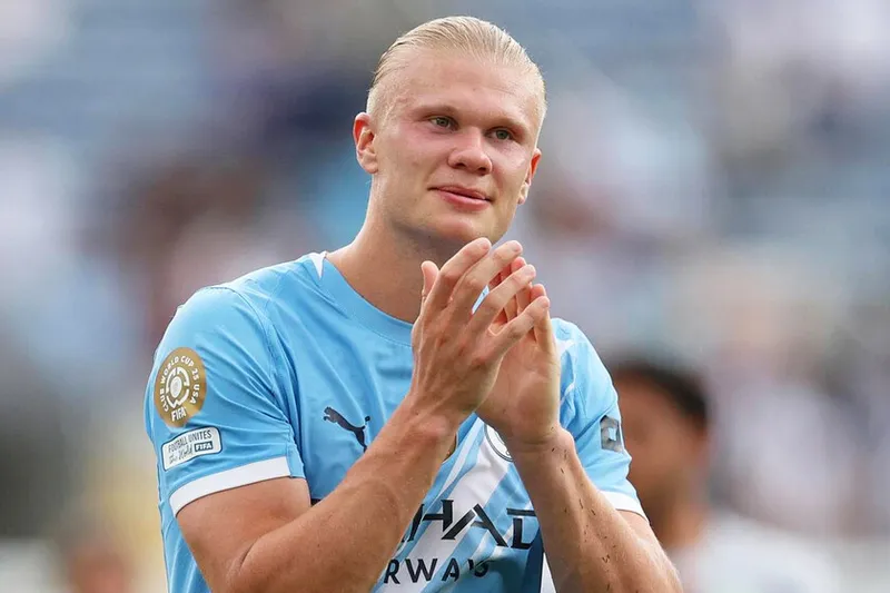 Erling Haaland (26), estrella del fútbol, cuando juega al multijugador de Call of Duty: "Llevo toda la vida siendo un campero"