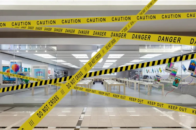 Asaltan la Apple Store de La Maquinista en Barcelona. Ya es la segunda vez en menos de un mes