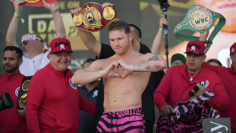 Saúl Canelo Álvarez y Christian Mbilli vencen a la báscula y encienden Riad