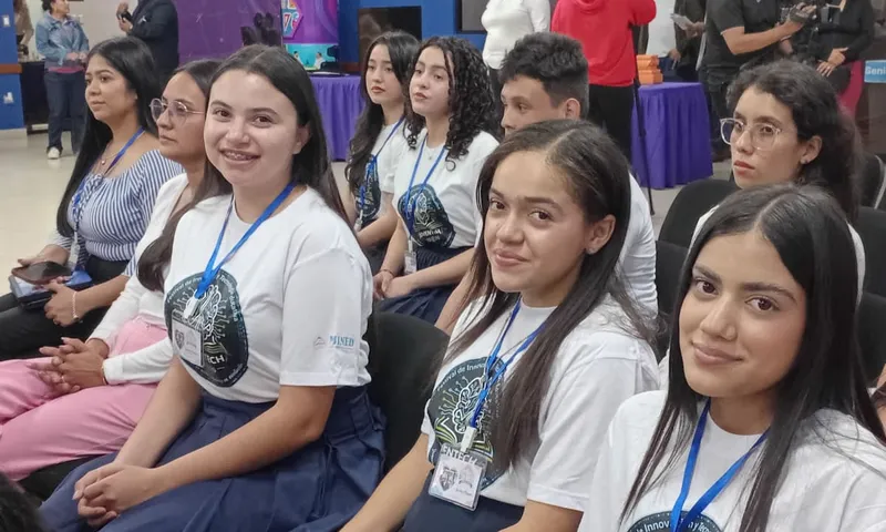 “Jóvenes Tech” reúne a 19 equipos para impulsar la educación digital