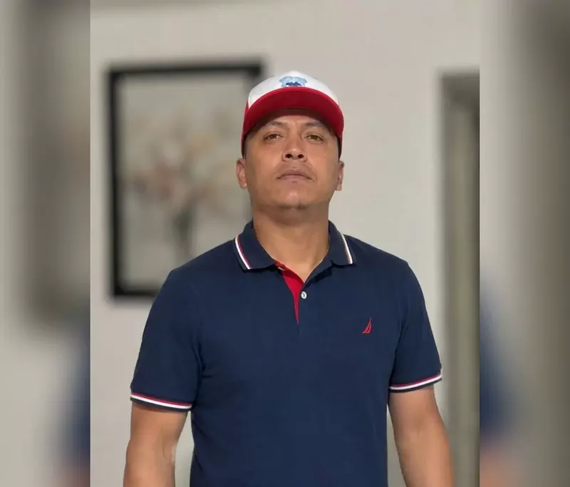 El cantante nicaragüense Helder Corea fallece tras accidentarse en moto hace 18 días