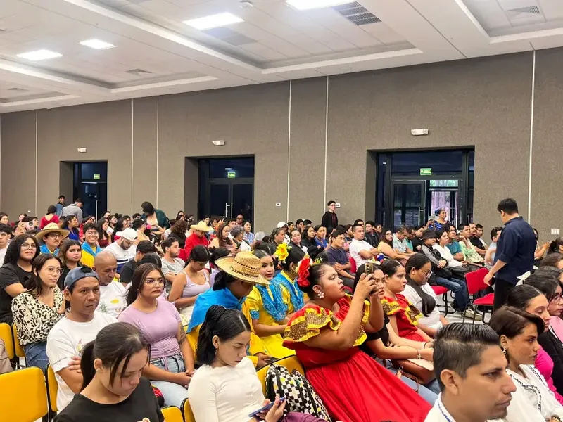 Juventud universitaria preserva el Son Nica y rinde homenaje a Camilo Zapata