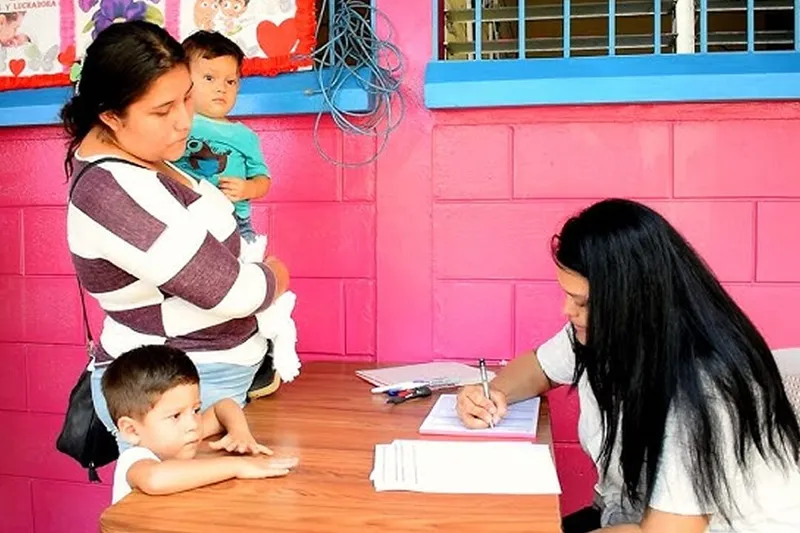 Feria de salud infantil honra legado de Silvia Ferrufino en Managua