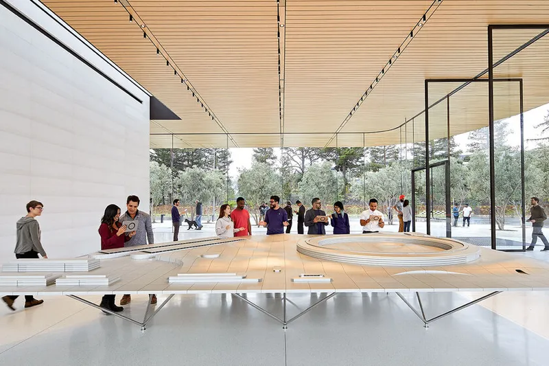 El Apple Park acaba con uno de sus clásicos. Espectacular en 2017, casi inútil a día de hoy