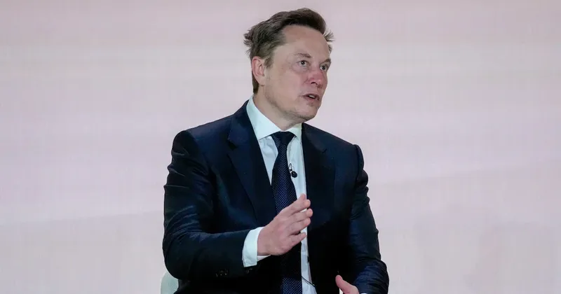 Musk asegura US$40.000 millones para chips de IA mientras alerta sobre la crisis de las ‘neoclouds’