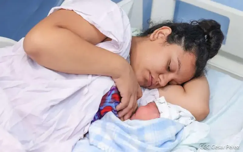 Anuncian feriado nacional por el Día de las Madres