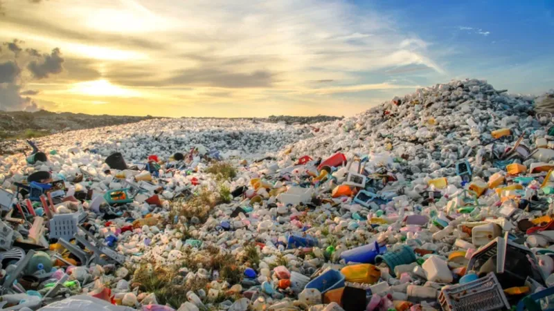 China está encontrando una utilidad inesperada para uno de los residuos más problemáticos del planeta. El secreto está en lo que ocurre cuando lo someten a temperaturas extremas