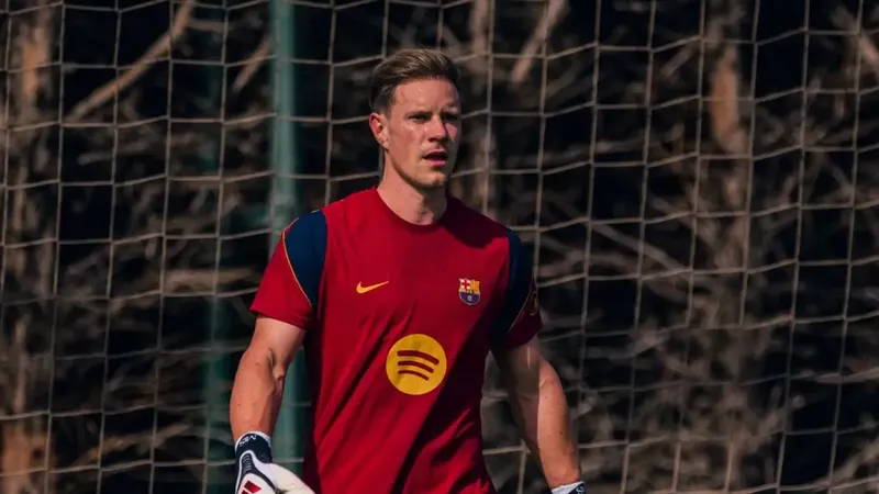 Ter Stegen viaja a Inglaterra a la espera de su cesión al Ajax