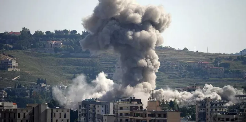 Israel recrudece su ofensiva en Líbano mientras crece el saldo de muertos y heridos