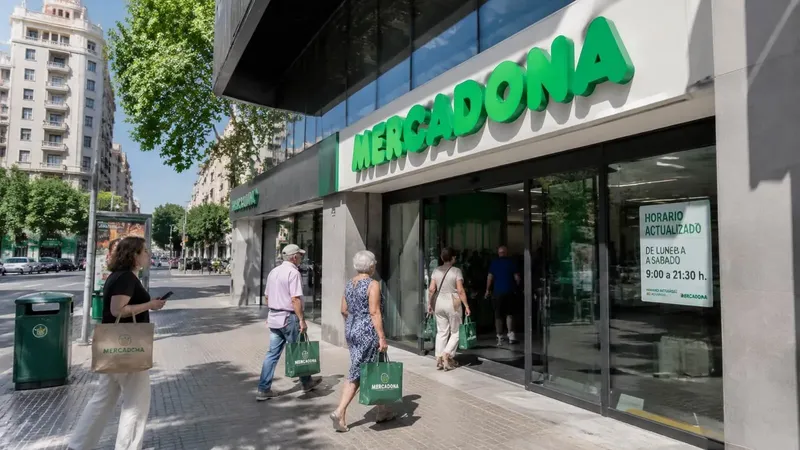 Mercadona confirma que desde hoy cambian los horarios de todos sus supermercados