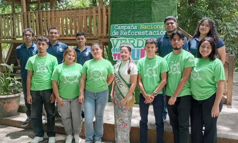 Universitarios visitan el Arboreto Nacional para fortalecer conciencia ambiental