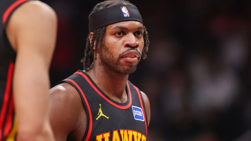 Atlanta se queda con Buddy Hield