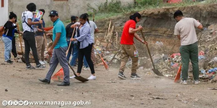 Managua: Vecinos retiran basura equivalente a nueve meses de residuos