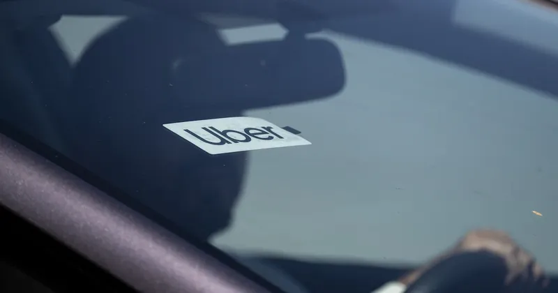 Uber lanza función para que padres vean en vivo a sus hijos durante el trayecto: los detalles