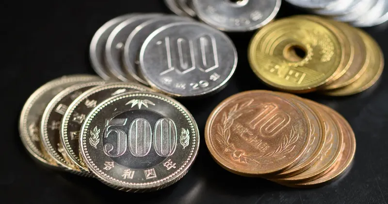El yen rebota ante crecientes apuestas a una nueva intervención de Japón