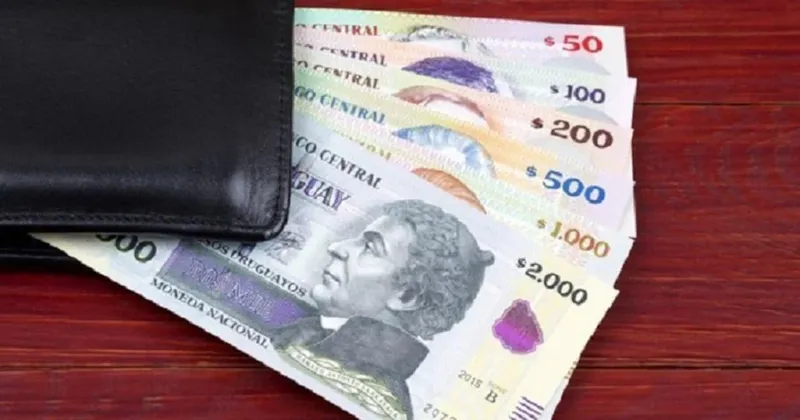 Uruguay profundiza la desdolarización de su deuda