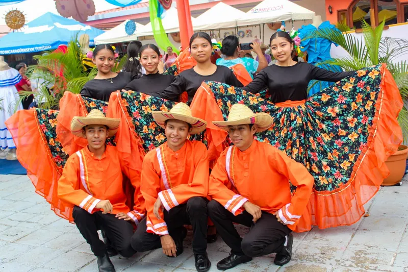 Festival del Huipil exalta la identidad y tradición cultural de Masaya
