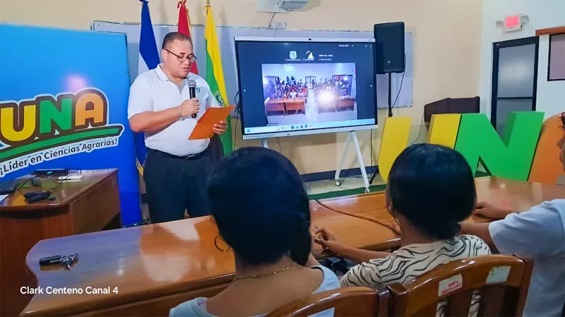 UNA presenta programa de maestría para fortalecer la gestión sostenible de los suelos