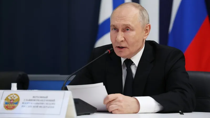 Putin: Hay que combatir “como a los piratas” a los que tratan de agredir a la flota comercial rusa