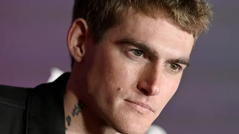 Ibogaína: ¿qué es el tratamiento psicodélico que Presley Gerber probó para combatir sus adicciones por última vez?