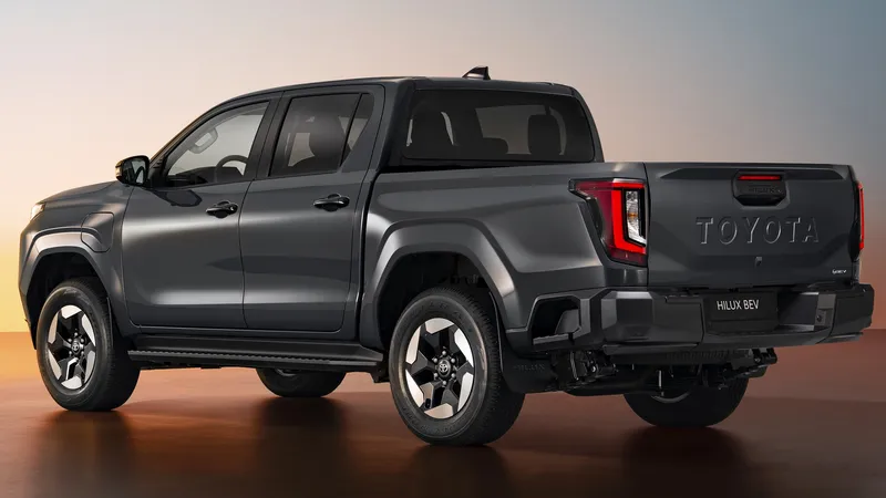 Aunque otros lo hacen, Toyota dice no a una versión híbrida enchufable poque comprometería las capacidades de este popular vehículo
