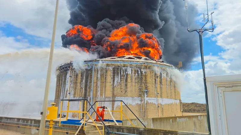 Ataques iraníes habrían causado daños mucho mayores de lo informado en la mayor refinería de Israel
