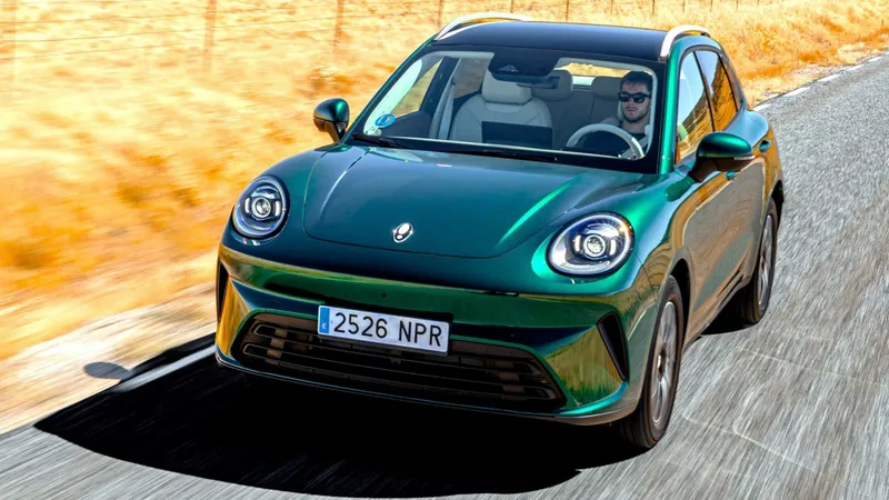 22.350 €, 223 CV y 5,1 L/100 km: probamos el GWM ORA 5, el sorprendente SUV híbrido más barato que el Dacia Duster