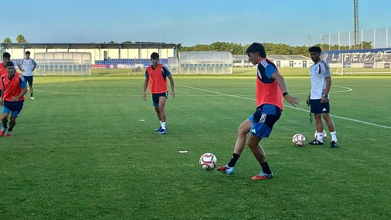 Un equipo de fútbol emitirá gratis desde hoy sus partidos como local en tres canales de la TDT y YouTube: la Segunda Federación se extiende