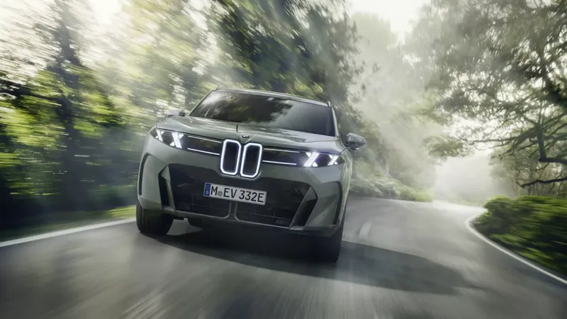 BMW demuestra que un coche eléctrico puede ser todavía más ecológico con el nuevo ix5
