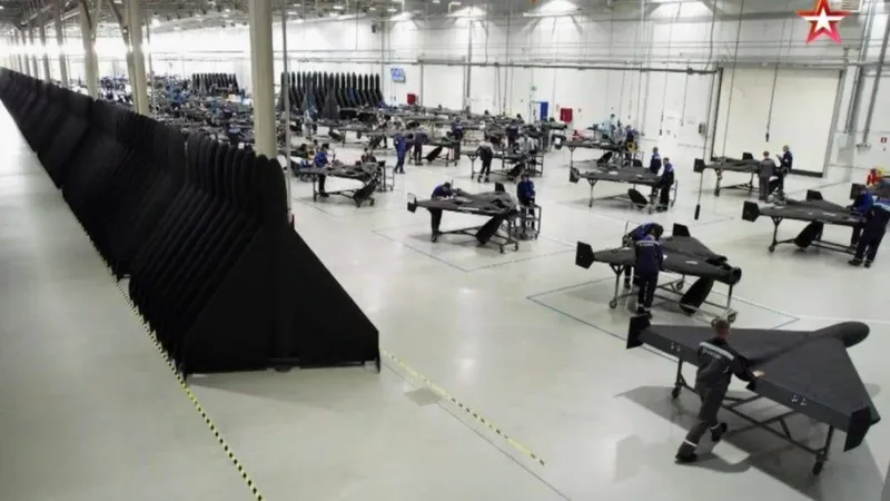 Rusia está usando a miles de norcoreanos para fabricar sus drones de ataque. Muchos entraron al país oficialmente como “estudiantes”