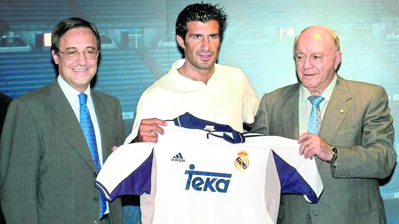 El Barça rechazó la oferta de Revolut por tener a Figo como imagen