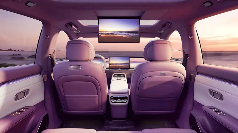 782 litros de maletero, 1.600 km de autonomía y 449 CV hacen que este SUV de Changan sea un éxito rotundo con 35.000 pedidos en 24 horas