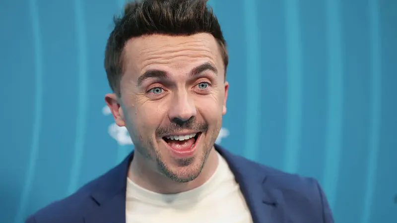 Frankie Muniz revela el acoso que sufrió a los 17 años en un set: “Nadie me protegió”