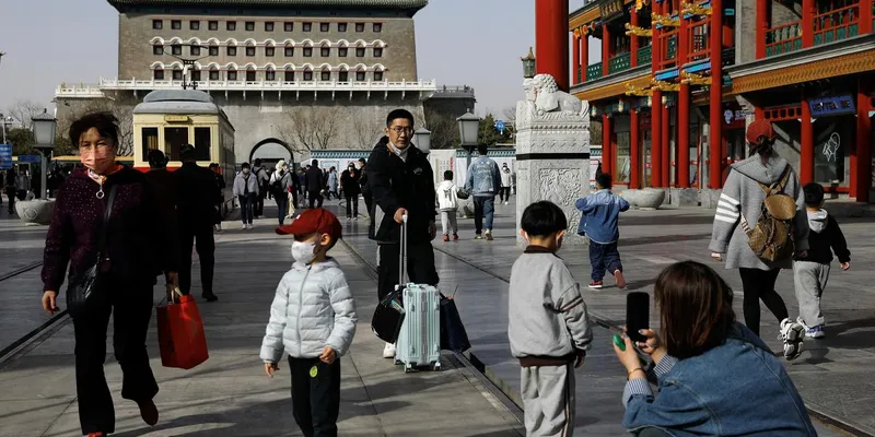 Economía de China creció 4.3% interanual en el segundo trimestre de 2026