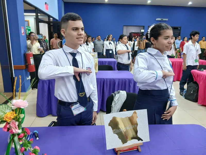 MINED celebra la fase final de las Olimpiadas de Matemática con el protagonismo de 38 jóvenes