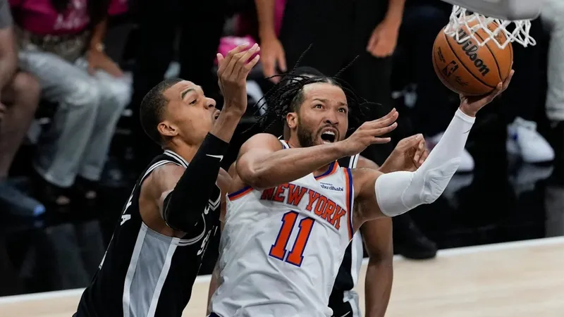 Knicks quedan a un triunfo del campeonato de la NBA 2026
