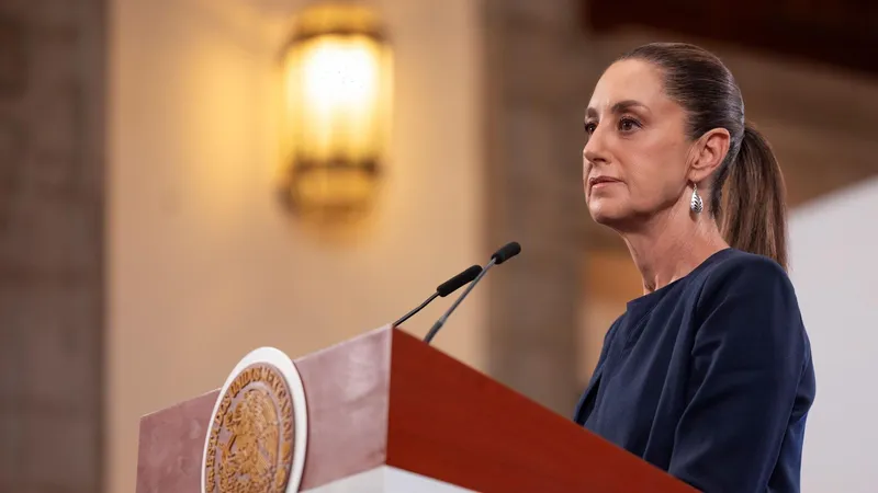 "Ninguna potencia extranjera determina el destino de México", afirma Sheinbaum