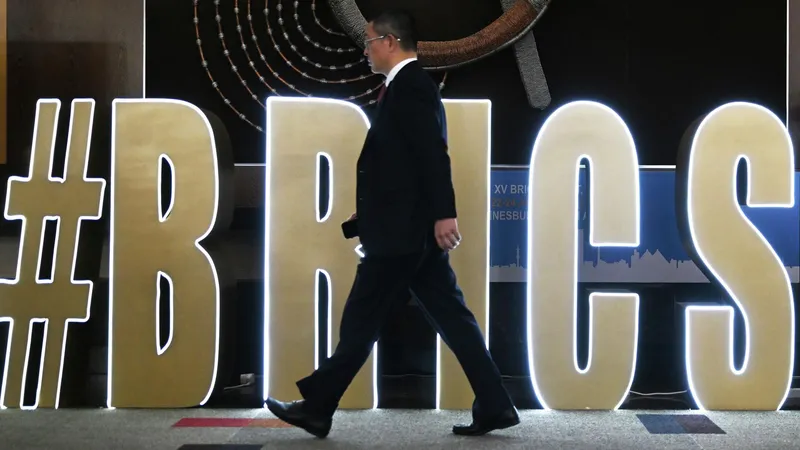 "Cooperación mutuamente beneficiosa": Cuba se ofrece para conectar a la UEE y los BRICS con Latinoamérica y el Caribe