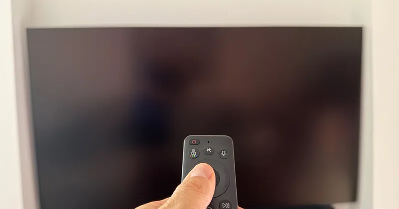 El mando de las teles Samsung ya es prácticamente perfecto pero hay tres añadidos que podrían subirlo de nivel