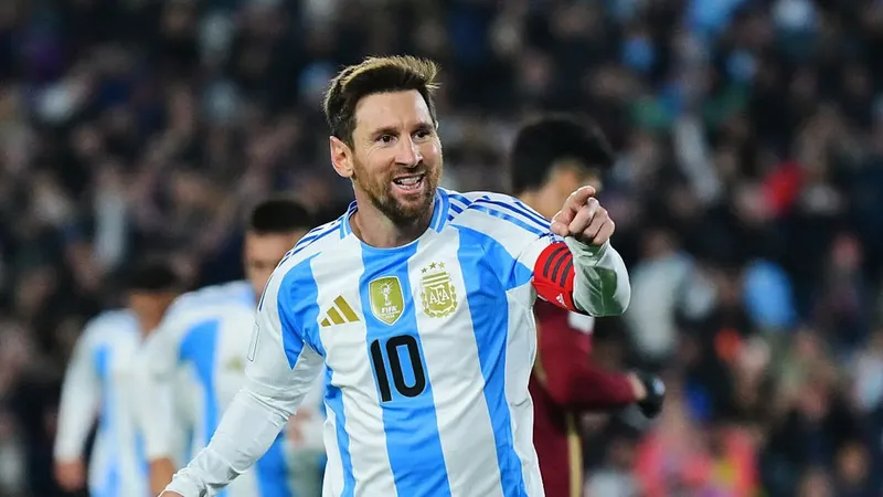 Movistar Plus emitirá más fútbol a partir del sábado: 17 amistosos de selecciones en exclusiva