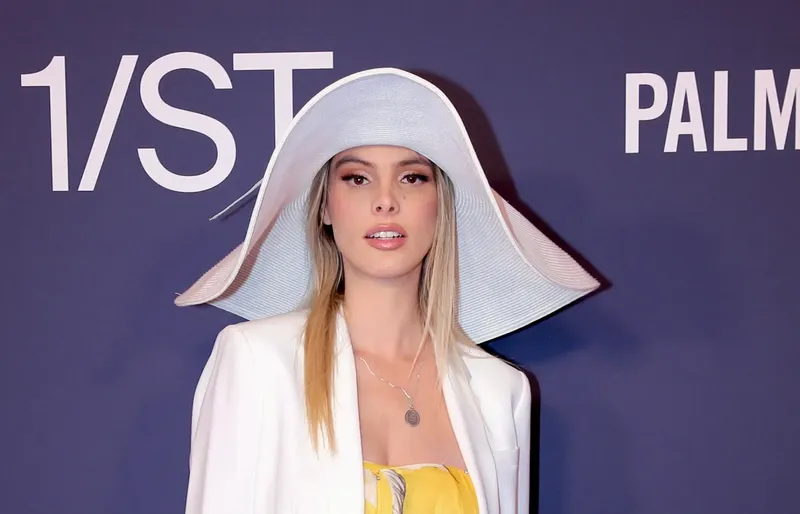 Lele Pons mostró cómo su pequeña Eloísa no puede separarse de ella