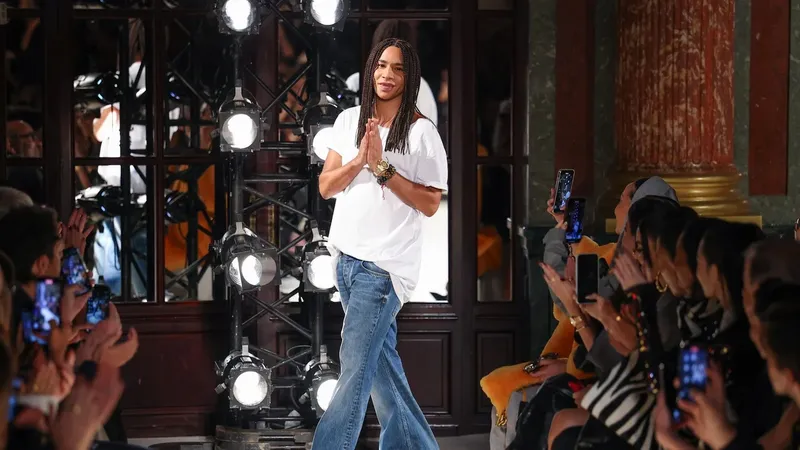 Olivier Rousteing es nombrado el nuevo director creativo de Rabanne