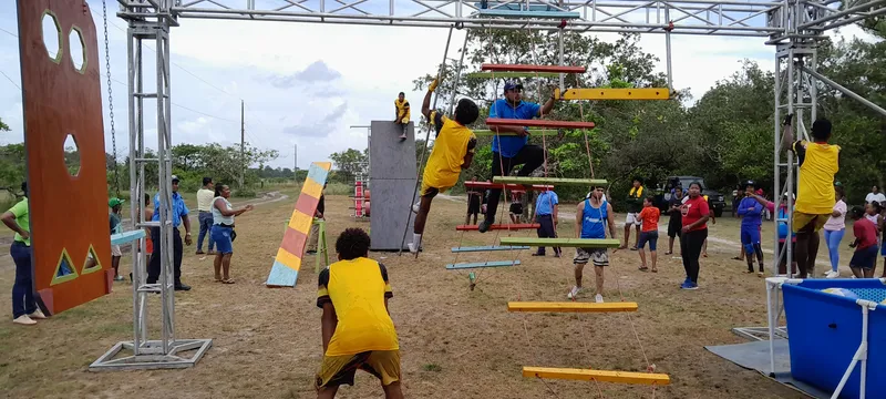 Laguna de Perlas disfruta de juegos extremos