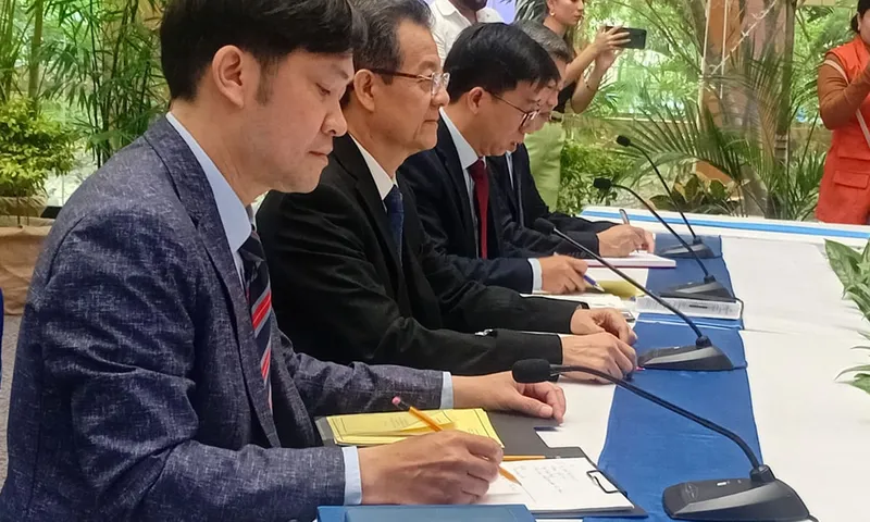 INTUR sostiene encuentro con delegación de alto nivel de Vietnam
