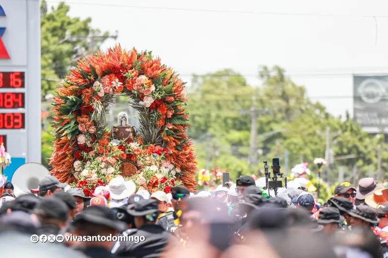 Santo Domingo regresa a Las Sierritas tras diez días de fe